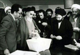 به متعهدِ متخصص رأی دهید!!!!!!!